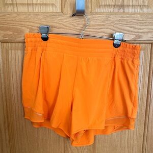 Lululemon Hotty Hot shorts
